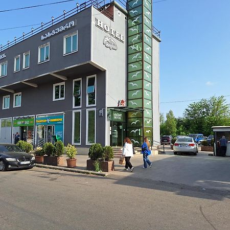Hotel Georgian Кутаиси Экстерьер фото
