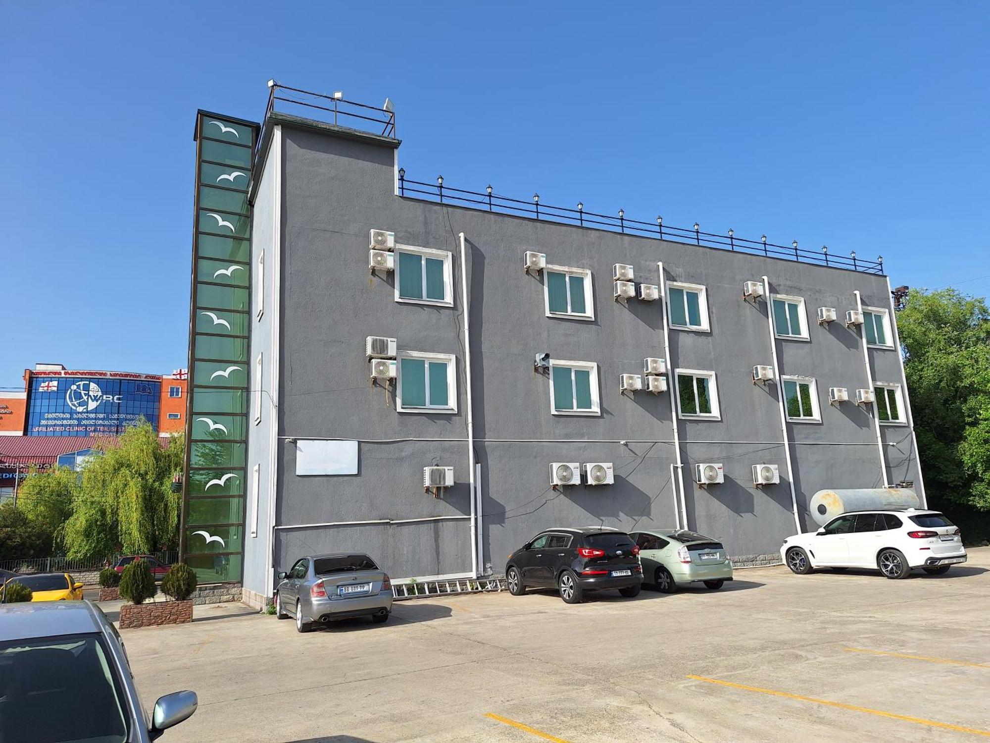 Hotel Georgian Кутаиси Экстерьер фото